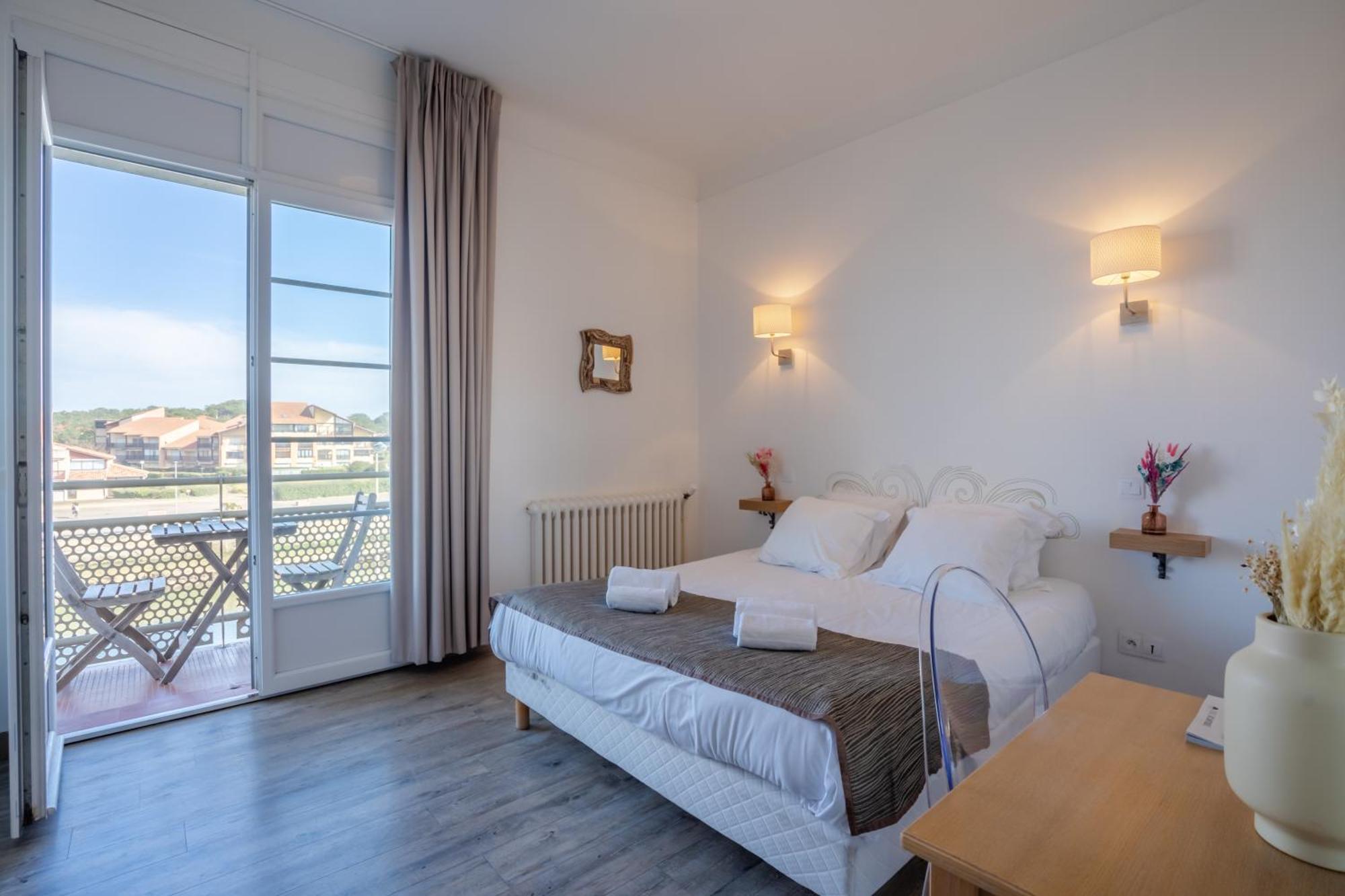 Hotel Ocean كابروتو المظهر الخارجي الصورة